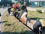 KORAMIL 1408-05/MARISO Gelar Karya Bakti Bersama Masyarakat, Bersihkan Selokan Di Jalan Bunga Eja Demi Lingkungan Sehat Dan Bebas Banjir