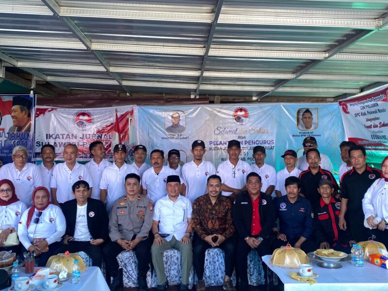 Wakili Kapolres Polman, Kasihumas Hadiri Pelantikan dan Pengukuhan Ikatan Jurnalis Sulbar DPW Kabupaten Polman