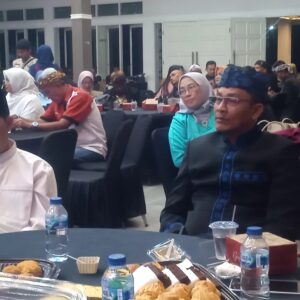 Ahmad Bajuri Apresiasi Festival Pembudayaan Olahraga Tradisional Sunda di Garut
