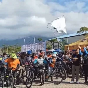Kadispora Garut Asep Mulyana Melepas Olahraga Punbike Garut Hebat