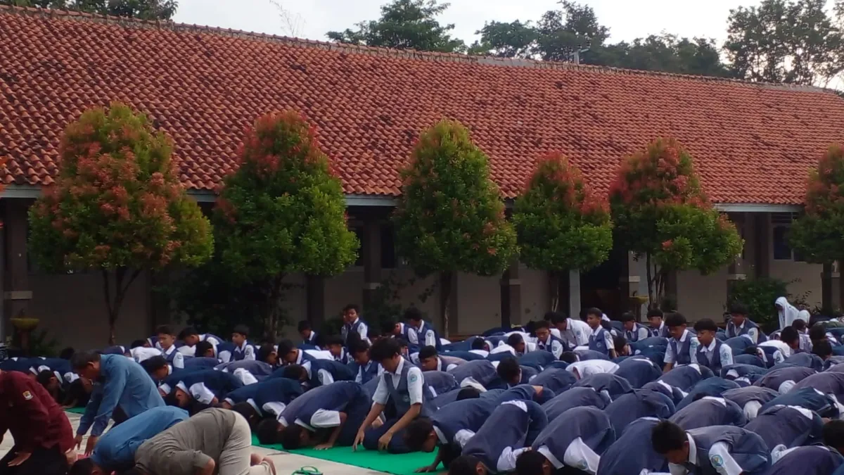 Program SERDADU Cirebon, Penguatan Ibadah Siswa di Sekolah