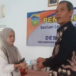 Pemdes Mandalasari Salurkan BLT DD Yang Sempat Tertunda
