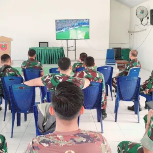 Akrab dan Penuh Tawa, Aula Kodim Gowa Jadi Saksi Keseruan Nobar Piala Dunia 2026