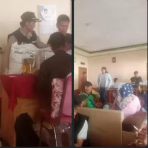 Warga desa Sukamulya terima bantuan beras dan minyak goreng dari program cadangan pemerintah.