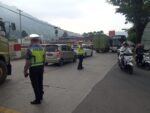 Satlantas Polres Garut Amankan Jalur Garut–Bandung Pasca Libur Panjang, IPDA Adie Kurniawan Terjunkan 15 Personel