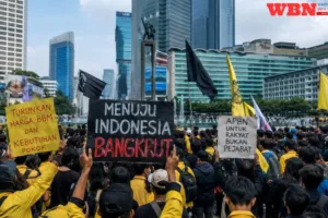 Demo Mahasiswa Hari Ini, Ribuan Massa Kepung Bundaran HI