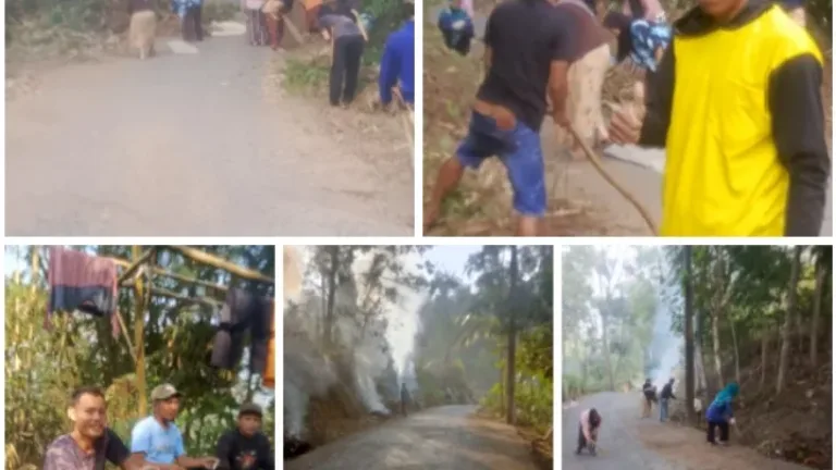 Warga RT 03 Kampung Puncak Limus Gotong Royong Bersihkan Jalan Desa Sukamulya