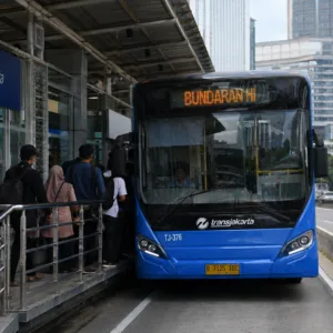 Transjakarta Usul Tarif Langganan Baru