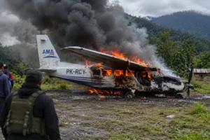 Pesawat AMA Diduga Dibakar KKB di Yahukimo