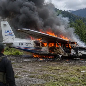 Pesawat AMA Diduga Dibakar KKB di Yahukimo