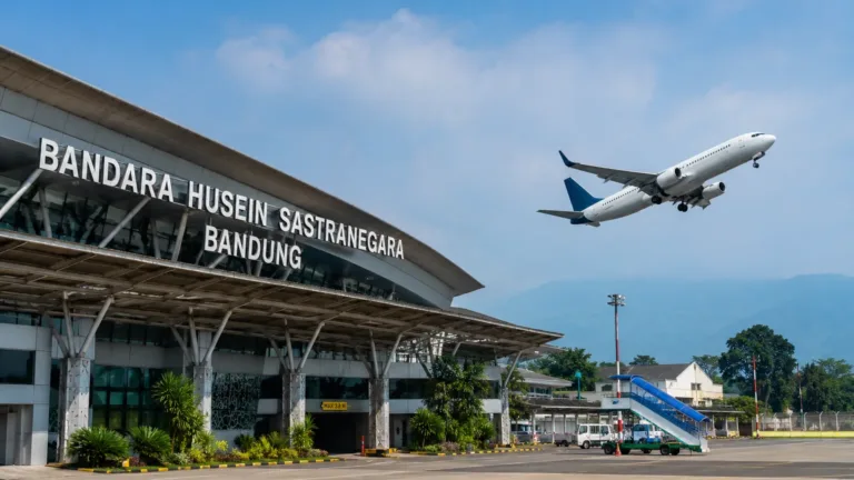 Bandara Husein Siap Layani Delapan Rute