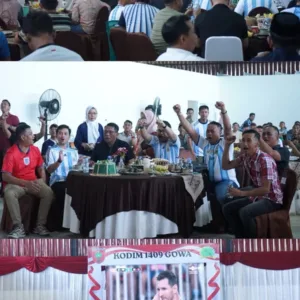 Dihadiri Wakil Bupati dan Dandim 1409/Gowa, Nobar Piala Dunia di Desa Panaikang Berlangsung Meriah