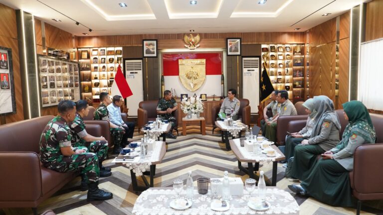 Langkah Besar Untuk Sultra! Pangdam XIV/Hasanuddin Bahas Percepatan Cetak Sawah Rakyat Bersama BPLIP dan PT Harfia
