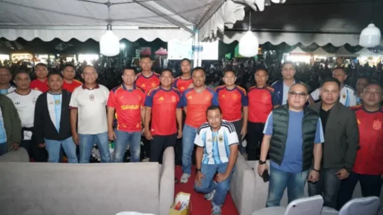 Pangdam XIV/Hsn Satukan Ribuan Warga di Makassar, Banjir Doorprize Hiburan dan Tiga Sepeda Motor