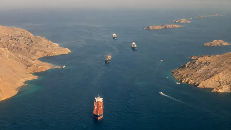 Selat Hormuz Masih Belum Dibuka, Iran Beri Enam Syarat ke AS