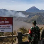 Wisata Gunung Bromo Belum Dibuka, Petugas Fokus Pendinginan