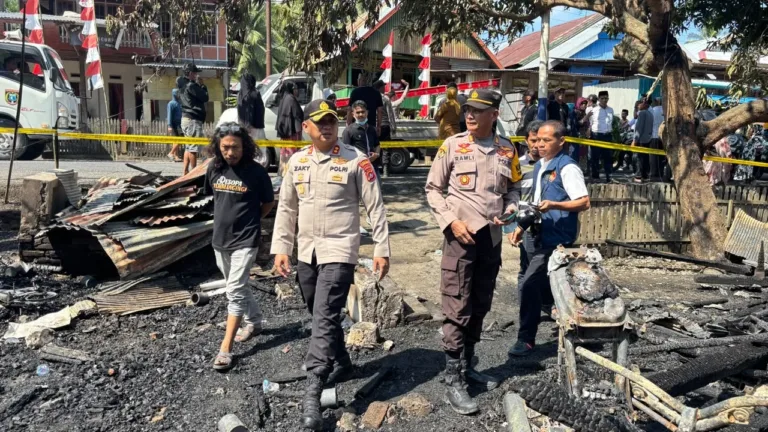 Tiga Orang Tewas Dalam Kebakaran Rumah di Limboro, Polisi Selidiki Penyebabnya