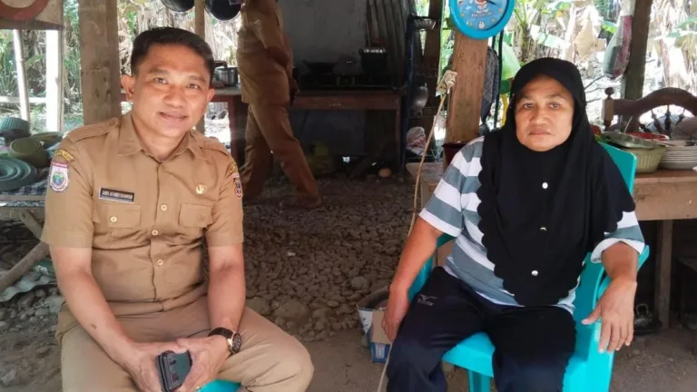 Wujudkan Hunian Layak, Pemkab Polman Serahkan Bantuan Rumah bagi Warga Disabilitas
