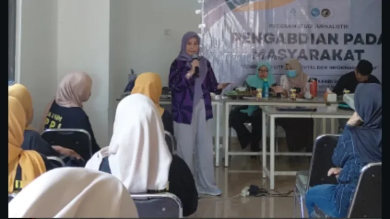 UIN Alauddin Makassar Gelar Pengabdian Masyarakat, Perkuat Literasi Digital Warga Makassar