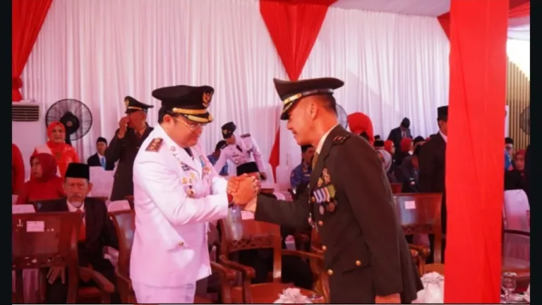 Dandim 1409/Gowa Hadiri Upacara Peringatan HUT Ke-81 RI di Taman Sultan Hasanuddin