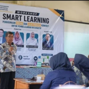 Smart Education IPI Garut: Puluhan Guru Sukaresmi Diperkuat Teknologi AI dan Media Pembelajaran