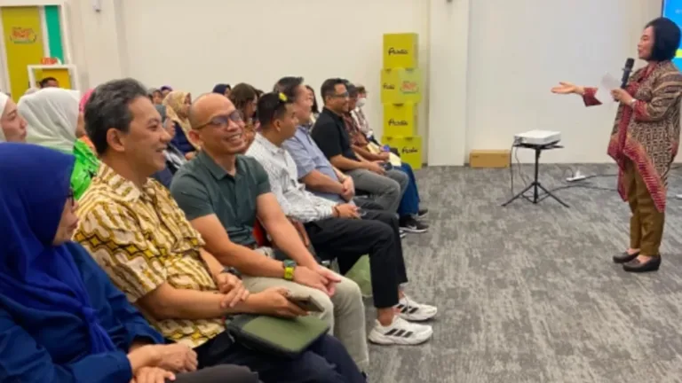 Fukumi dan Prodia Gelar Seminar Awam “Sayangi Tubuhmu, Kendalikan Gula Darahmu”     Dorong Masyarakat Cegah Sejak Dini, Kendalikan Gula Darah Agar Hidup Lebih Berkualitas