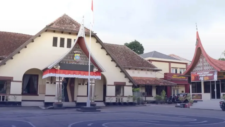 Kepuasan Masyarakat terhadap Pelayanan Publik Polresta Bukittinggi Tetap Tinggi, Sejumlah Unit Alami Peningkatan