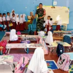Sinergi Babinsa dan Badan Gizi Nasional Sukseskan Pembagian MBG di Kabupaten Gowa