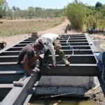 Wujud Sinergi TNI-Rakyat, Pembangunan Jembatan Kanal Pabbundukang Terus Dikebutpp