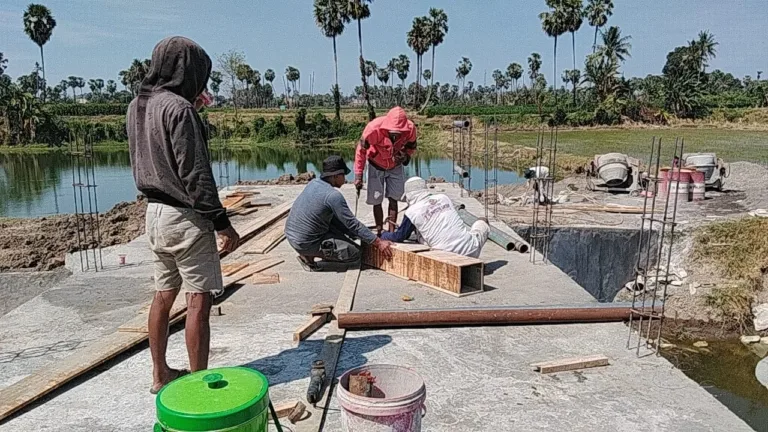 Progres Capai 75 Persen, Pembangunan Jembatan Beton di Bontonompo Selatan Kian Dinanti Warga