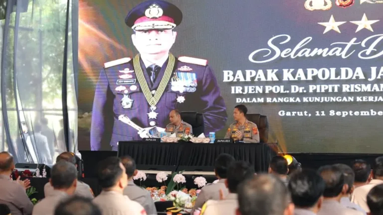 Kunjungi Polres Garut, Kapolda Jabar Dorong Kamtibmas Berbasis Riset
