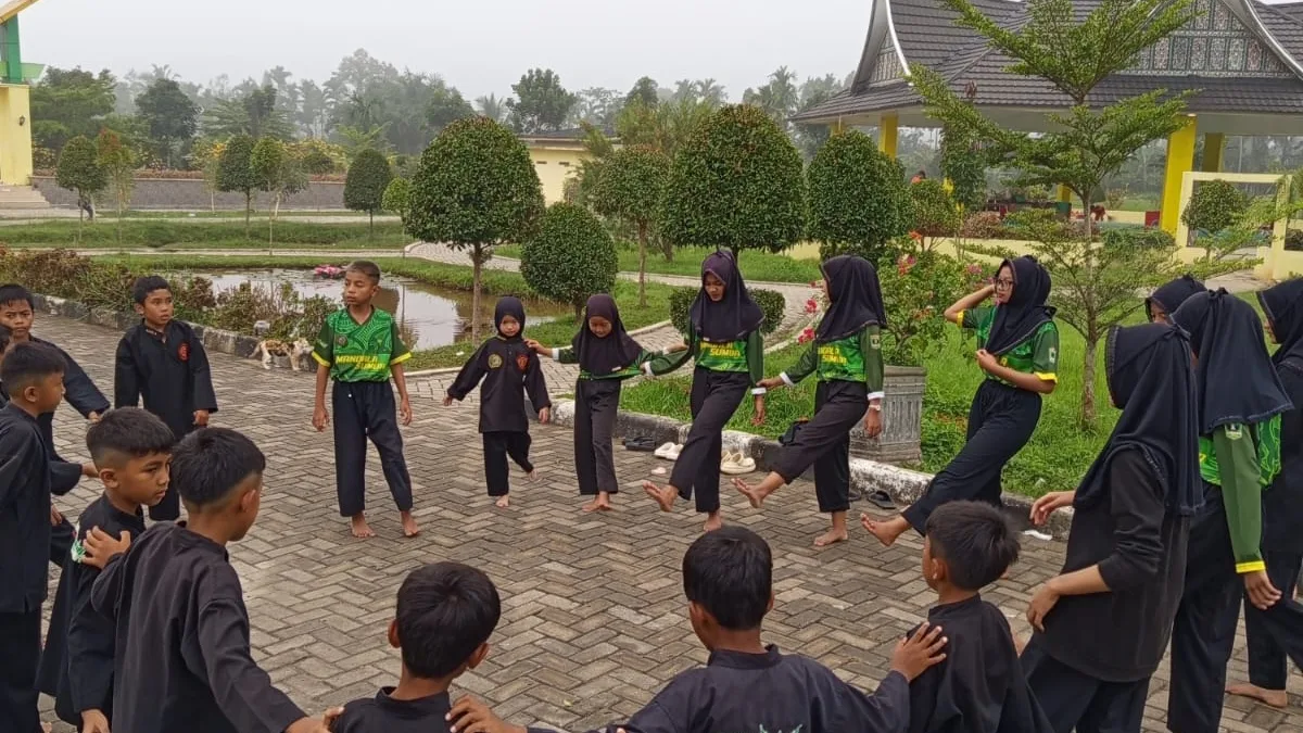 Pesilat Mandala Sumua Bawa Pulang 24 Medali, Sabet Juara Umum III IPSI Cup I Lima Puluh Kota