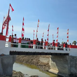 Warga Desa Pabundukang Gowa Sambut Syukur Peresmian Jembatan Beton Garuda