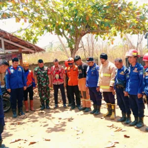 Tim Gabungan Padamkan Kebakaran Lahan 3 Hektare di Bontonompo Gowa