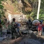 Kolaborasi Apik TNI dan Warga Gowa di Lokasi Sungai Ere Pucca
