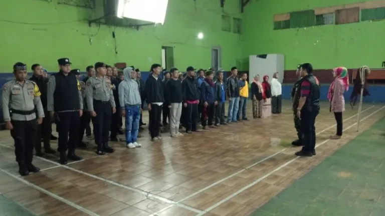 Kanit Reskrim IPTU Ari Hartono SE Pimpin Apel KRYD Polsek Tarogong Kidul, Tekankan Kewaspadaan Gangguan Kamtibmas