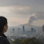 Abu Vulkanik Gunung Anak Krakatau Menyebar ke Jakarta, Ini Imbauan BPBD