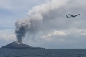Erupsi Anak Krakatau Ganggu Penerbangan, Maskapai Rugi Rp19 Miliar
