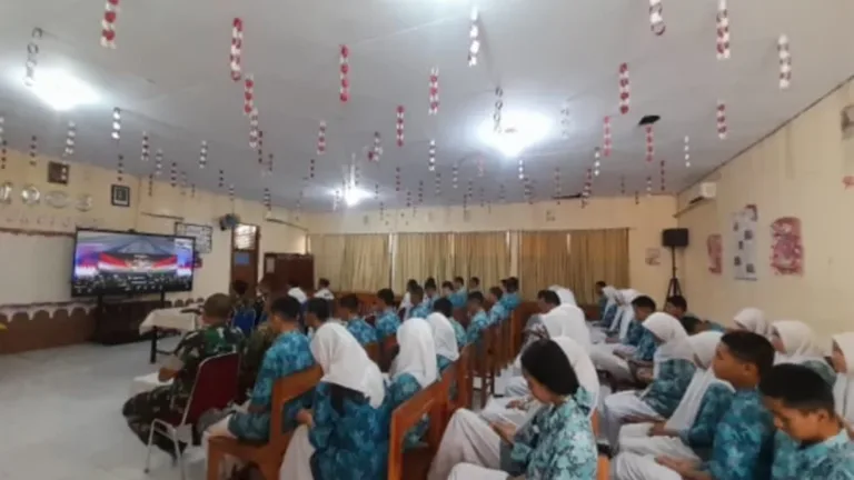 Dandim 1408/Makassar Hadiri Grand Launching Ekstrakurikuler Korps Kadet Republik Indonesia Secara Vidcon