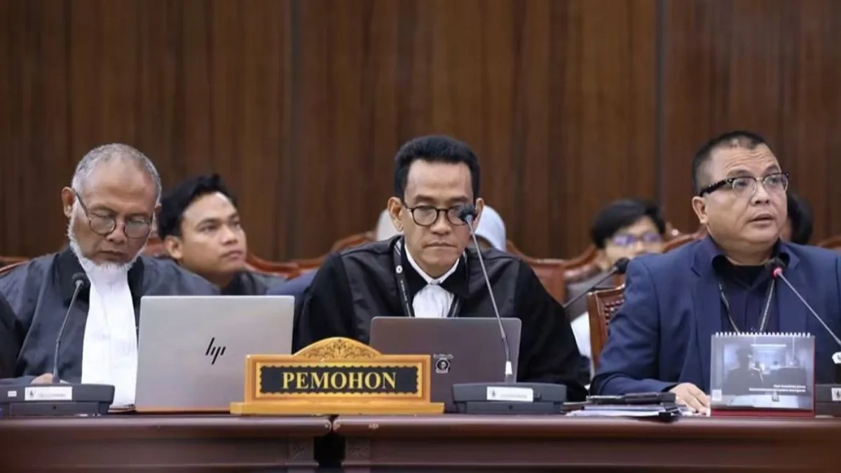 Sidang Gugatan Ijazah Gibran di MK, Denny Indrayana Desak Diskualifikasi Wapres