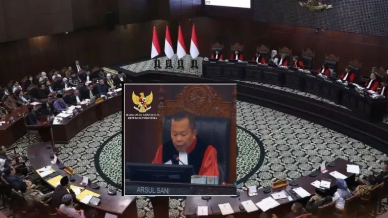 MK Putuskan Pemerintah Wajib Beri Notifikasi Sebelum Memblokir Situs