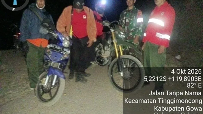 Hampir 7 Hektare Hutan Lindung Terbakar, Babinsa Gerak Cepat Bersama Warga Jinakkan Api