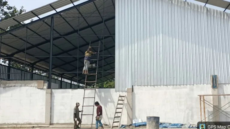 Pembangunan KDKMP Desa Julukanaya Gowa Masuki Tahap Pemasangan Rangka dan Saluran