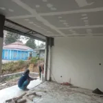 Kawal Proyek Strategis Desa, Babinsa Kodim Gowa Pastikan KDKMP Manimbahoi Selesai Tepat Waktu