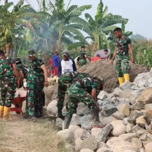 Buka Akses Ekonomi Desa, Satgas TMMD Kodim 1409/Gowa Mulai Garap Jalan Tani di Bontonompo