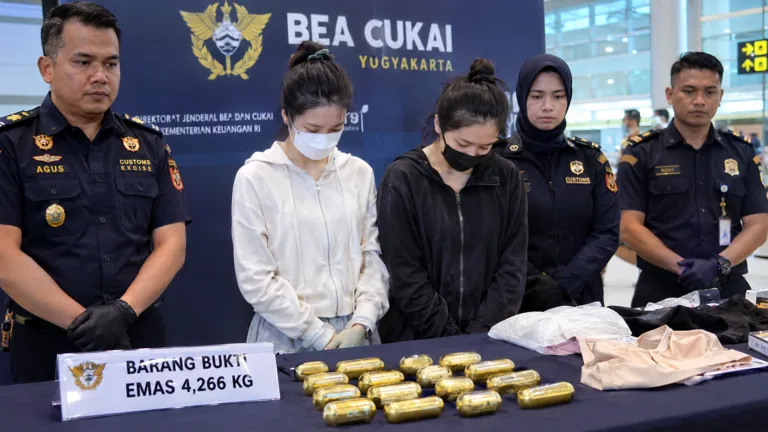 Penyelundupan Emas 4,2 Kg di Bandara YIA Digagalkan, Dua WN China Diduga Kurir
