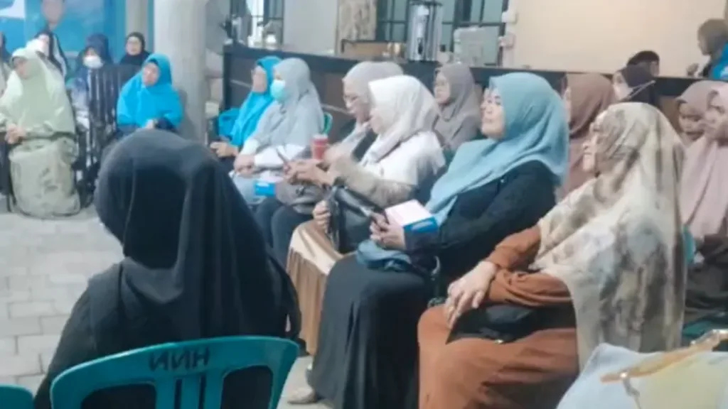 Bincang Santai Bersama Bunda Neno Warisman: Ngobrol Hangat, Berbagi Cerita, Menginspirasi Sesama