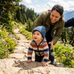 Viral Bayi 9 Bulan Wenwen Merangkak Naik Gunung