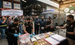 OTT KPK di BNPB: Sestama Uang Rp1,4 Miliar dan Emas Disita